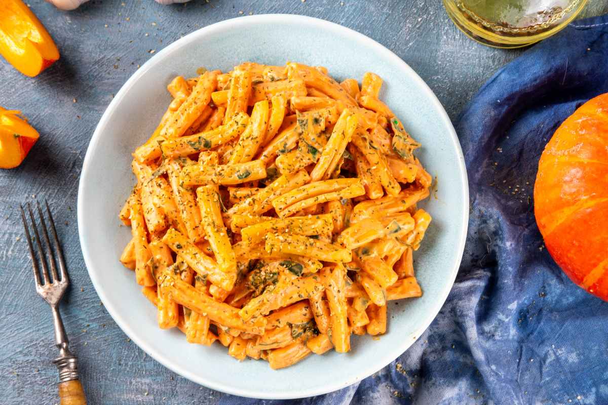 piatto con pasta e zucca