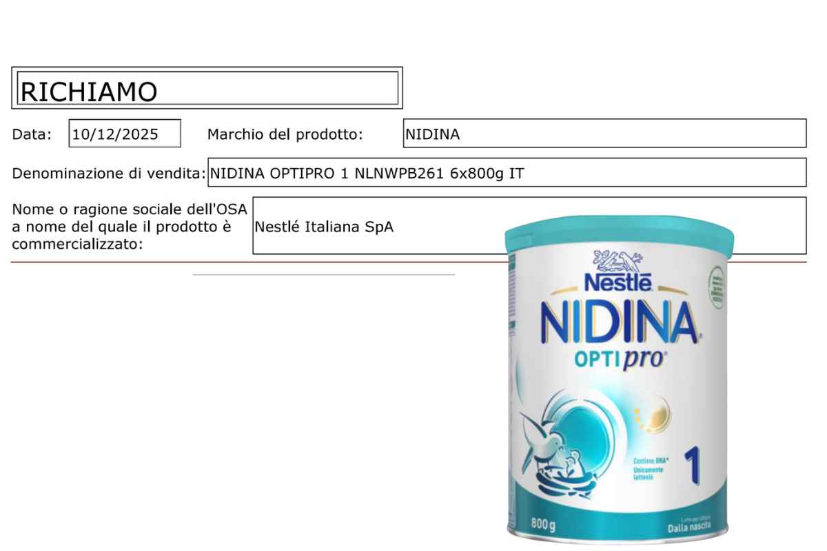 foglio del richiamo per della nestle ed immagine latte